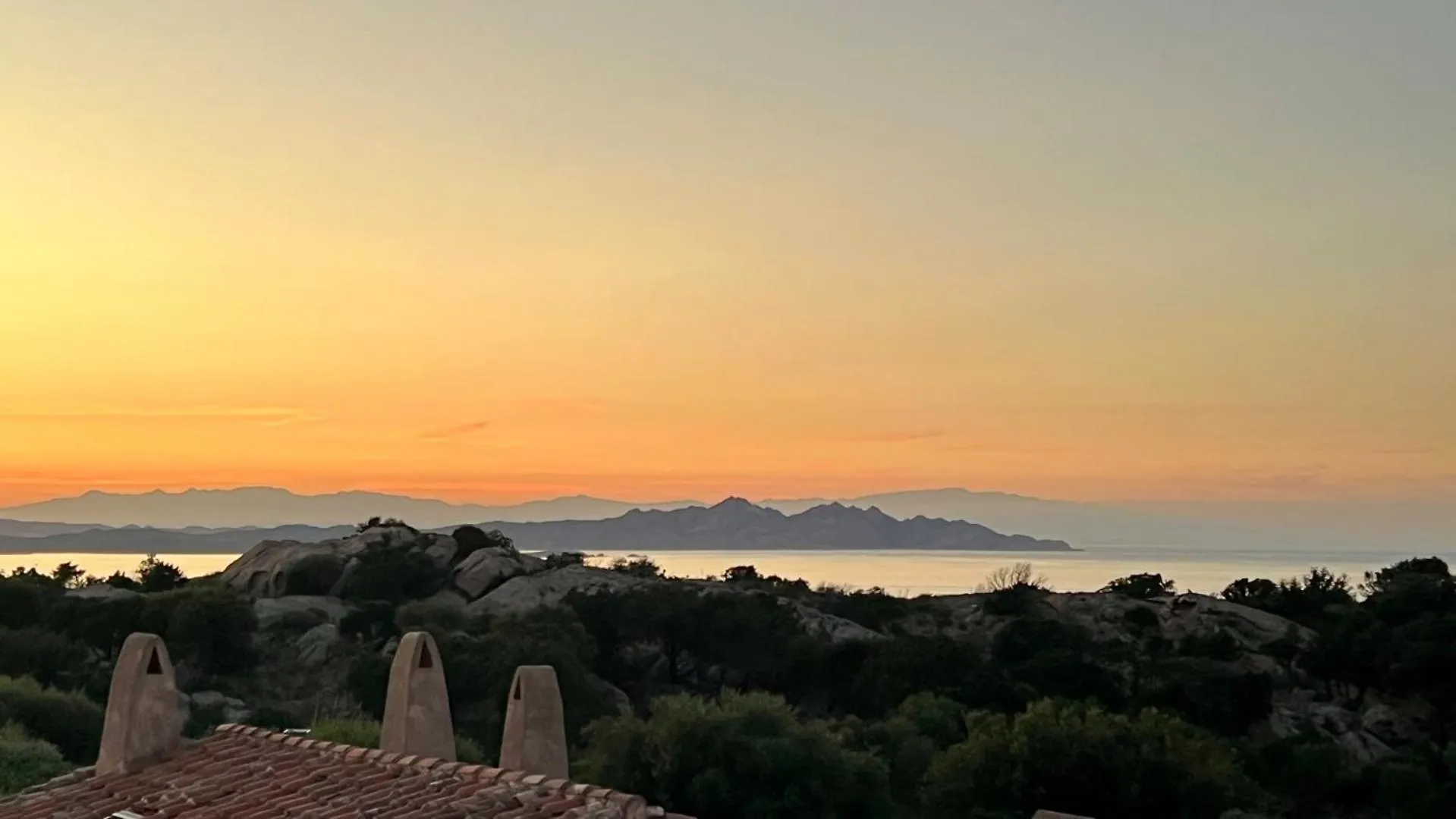 Quadrilocale Porto Cervo 아파트 리시아 디 바카