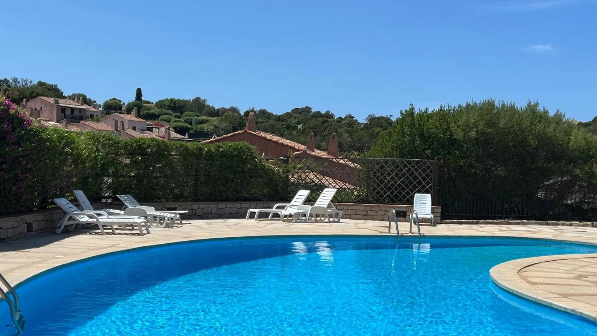 Quadrilocale Porto Cervo 리시아 디 바카
